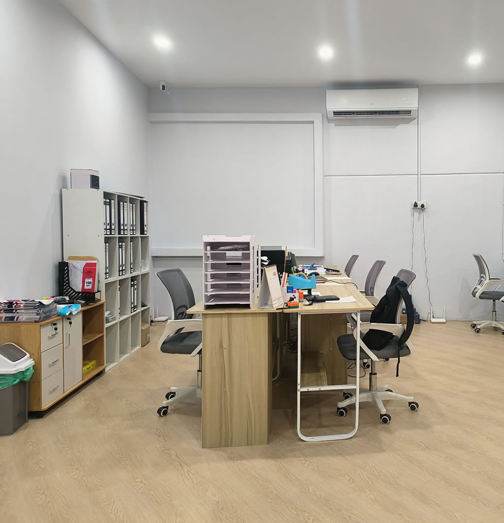 NY Hardware Office Interior